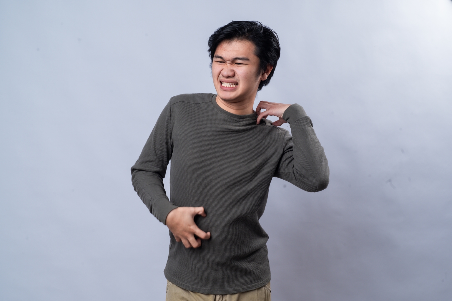 Orang dengan kulit gatal